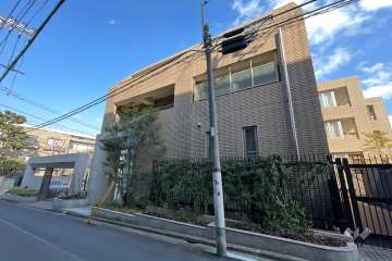 代々木ハウスの外観（南西側から）