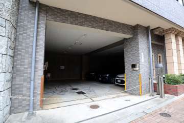 敷地内駐車場（屋内平面式）