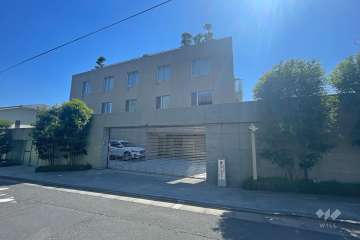 ディアナコート上原の外観（北西側から）