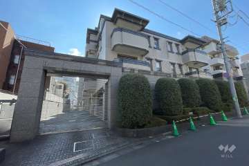 パークハウス神宮前の外観（北東側から）