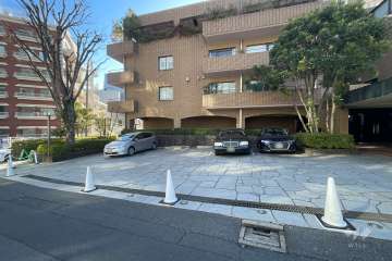 敷地内駐車場（屋外平面式）
