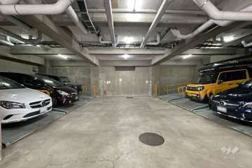 敷地内駐車場（屋内平面式）