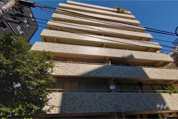 センチュリープラザの外観（南西側から）