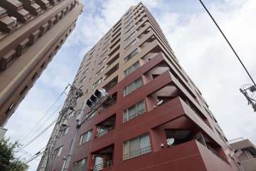 リシェ広尾の外観（南東側から）