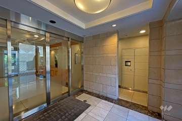 エントランスホール