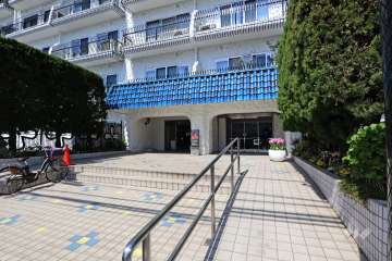 エントランスアプローチ
