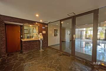 エントランスホール