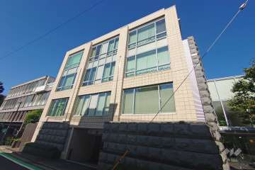 パークマンション代官山の外観（南東側から）