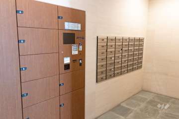 宅配ボックスと共用ポスト