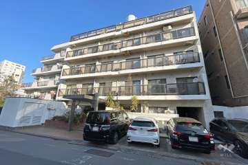 カーサ代官山の外観（南側から）