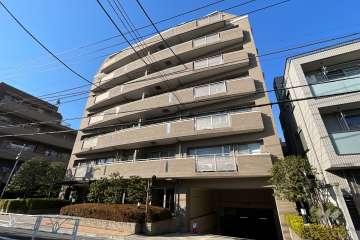 グランヴェール恵比寿の外観（南東側から）