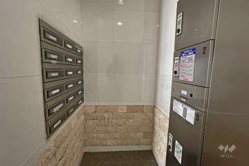 宅配ボックスと共用ポスト