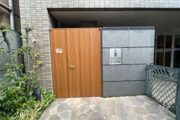 マンションの銘板