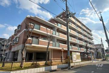 ライオンズマンション立花の外観(北西側から)