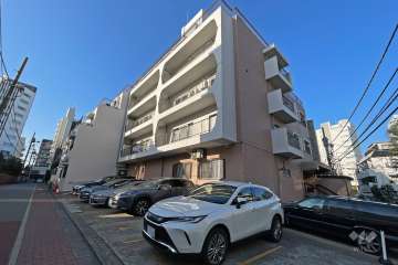 日商岩井代官山マンションの外観（北東側から）