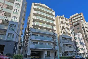 アーバンパレス広尾の外観（南東側から）