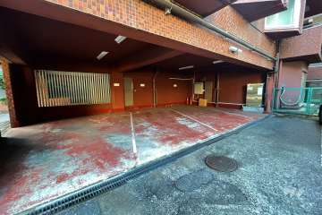 敷地内駐車場（屋内平面式）