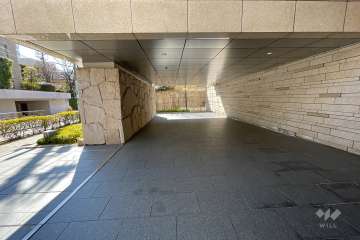 敷地内駐車場（屋内平面式）