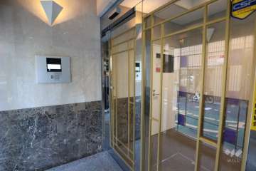 エントランスはオートロック付きです。