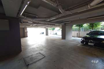 敷地内駐車場（屋内平面式、屋外平面式）