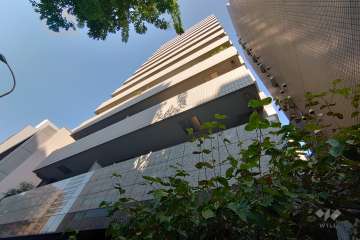 クレッセント渋谷神泉の外観（南西側から）