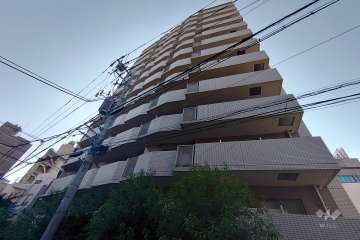 クレッセント渋谷神泉の外観（北東側から）