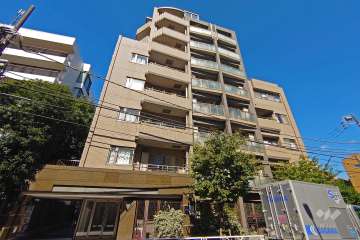 ザパームス代々木上原ヴェールテラスの外観（南西側から）