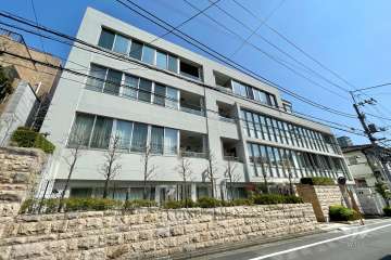 マンションの外観（南西側から）
