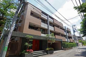 ディアナコート松濤の外観(北西側から)