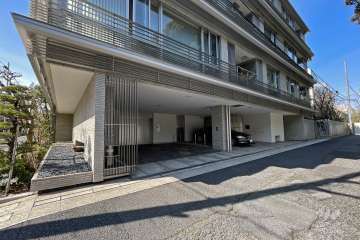 敷地内駐車場（屋内平面式、屋内機械式）