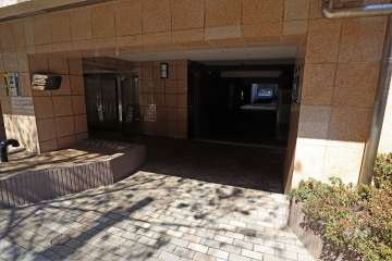 駐車場の出入り口