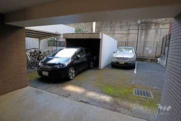 敷地内駐車場（屋外平面式）