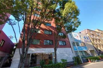 ペアシティ代々木大山アネックスイーストの外観（南西側から）