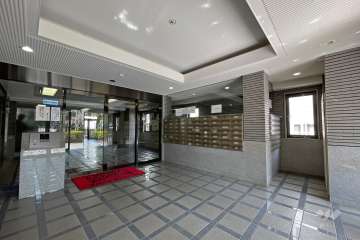 エントランスホール