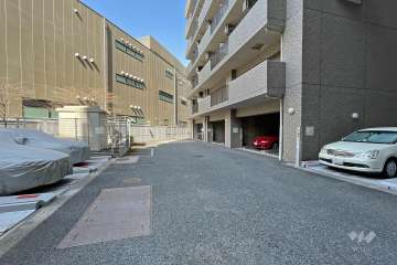 敷地内駐車場（屋内平面式）