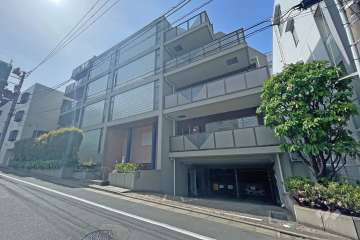 リッツクリスタル松濤の外観（南東側から）