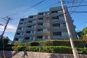笹塚パークホームズの外観(南東側から）