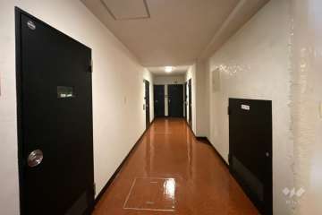 マンション内の通路