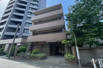 松濤ホームズの外観（南東側から）