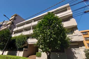 藤和駒場コープ2の外観（南側から）