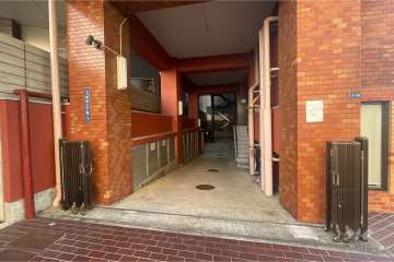 駐車場の出入り口