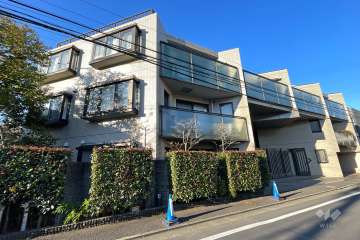 インペリアル表参道の外観(南東側から）