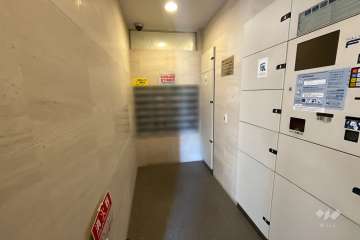 共用ポストと宅配ボックス