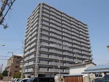 グリーンプラザ尼崎の外観（南東側から）