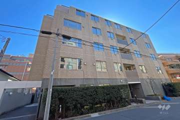 パークハウス外苑西の外観（西側から）