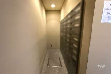 共用ポストと宅配ボックス