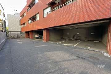 敷地内駐車場（屋内平面式）