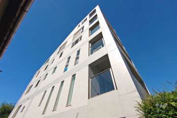 CURAの外観（南西側から）