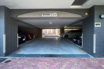 敷地内駐車場（屋内平面式、屋外平面式）