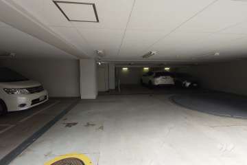 敷地内駐車場（屋内平面式）